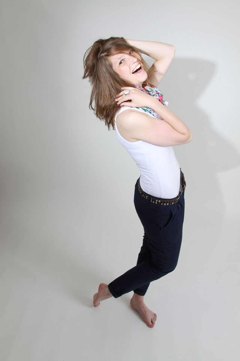 Fotografie Detmold - Silvia Stolzenberg Motiv: Fröhliche junge Frau